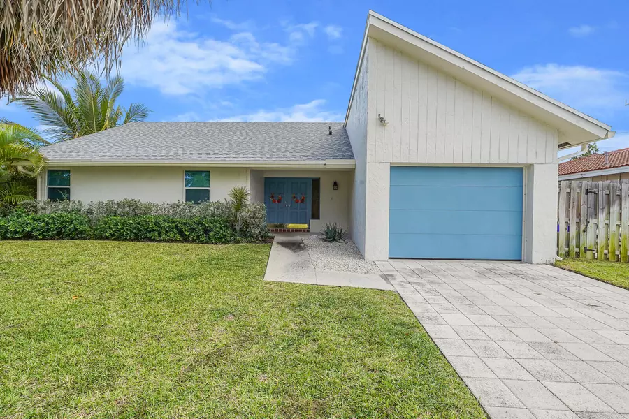 8100 Mohigan CIR, Boca Raton, FL 33487