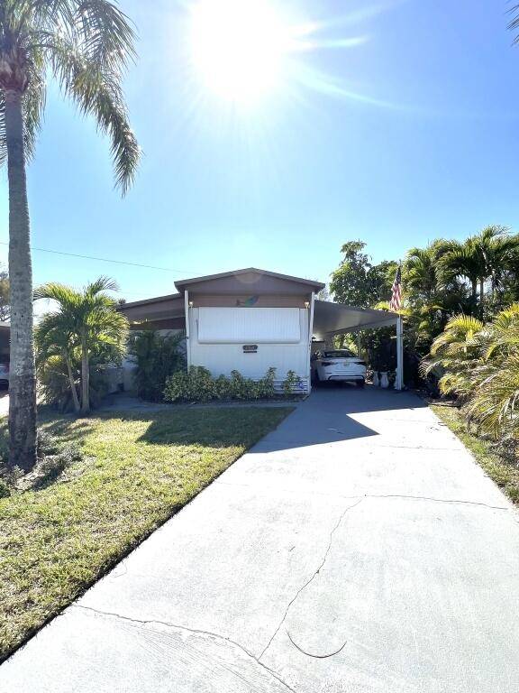 341 NE Tiare PL,  Jensen Beach,  FL 34957