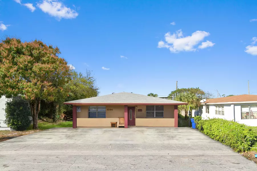 1036 W 31st ST, Riviera Beach, FL 33404