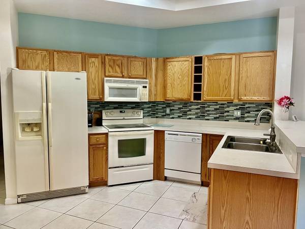 Port Saint Lucie, FL 34986,8035 Carnoustie PL 4222