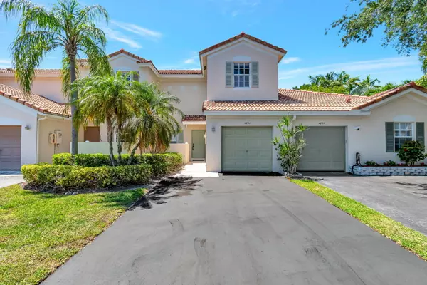 4841 SW 32nd TER, Dania, FL 33312