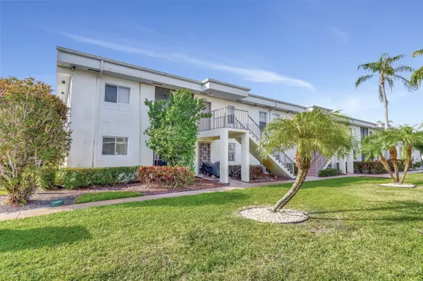 Delray Beach, FL 33446,6586 Southurst TER 105