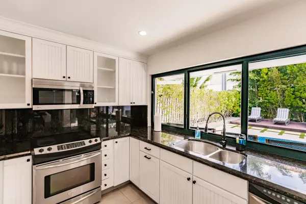 Fort Lauderdale, FL 33308,5990 NE 22nd WAY