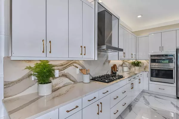 Westlake, FL 33470,5597 Saint Armands WAY