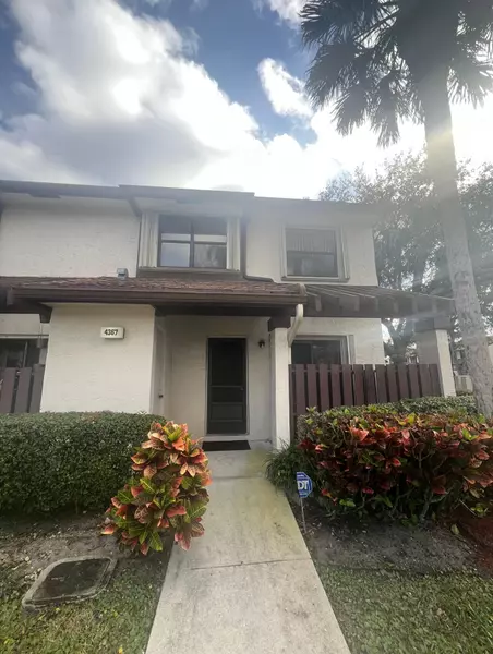 4367 N Carambola CIR, Coconut Creek, FL 33066