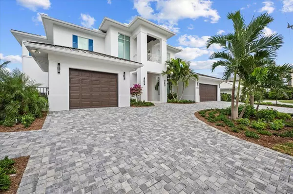 Riviera Beach, FL 33404,1180 Bimini LN