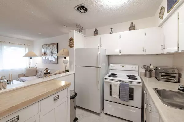 Hallandale Beach, FL 33009,800 SW 11th AVE 18a