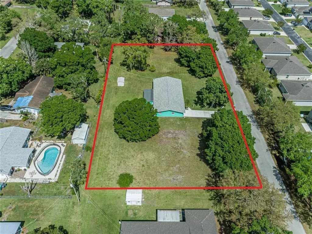 Fort Pierce, FL 34951,5213 Hummingbird WAY