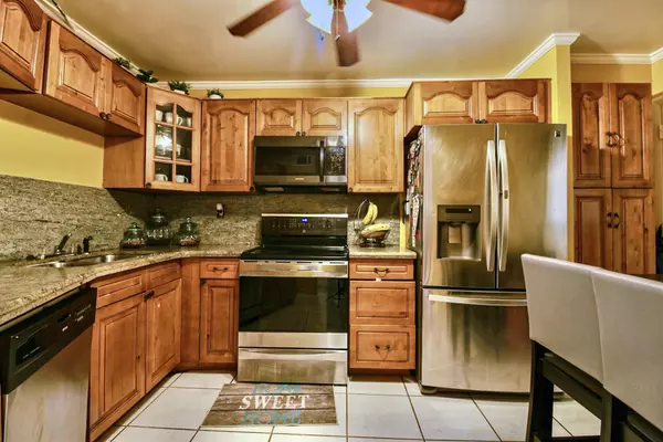 1780 NE 191 ST 100-2, Miami, FL 33179