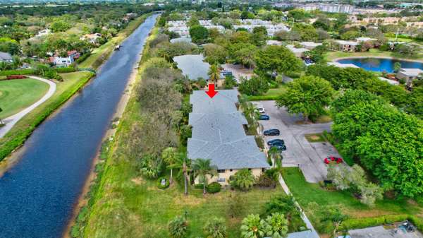 Delray Beach, FL 33445,2900 SW 22nd CIR 222e