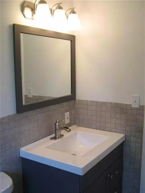 Fort Pierce, FL 34946,113 Hilton DR