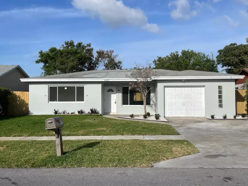 1609 NE 1st ST, Boynton Beach, FL 33435