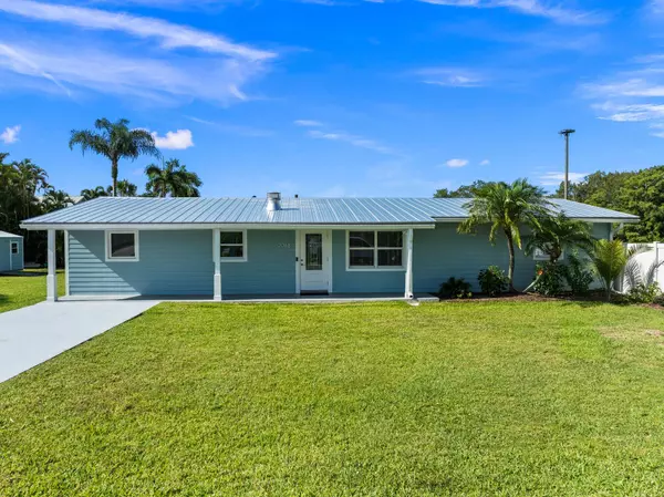 2068 NW Azalea ST, Stuart, FL 34994