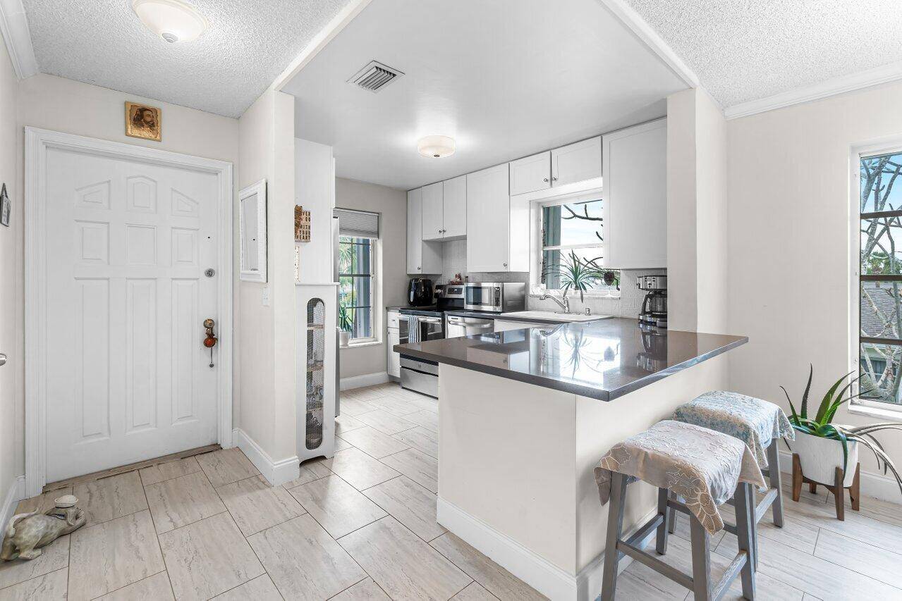 Palm Beach Gardens, FL 33410,10040 N Meridian WAY 201