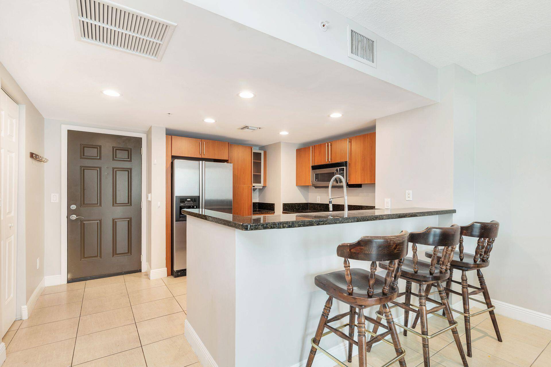 West Palm Beach, FL 33401,610 Clematis ST 303