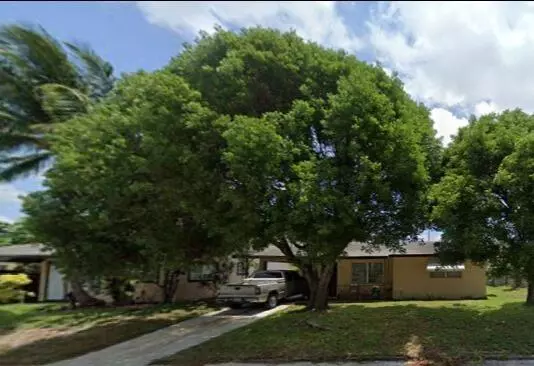 Lake Worth Beach, FL 33461,516 Wright DR
