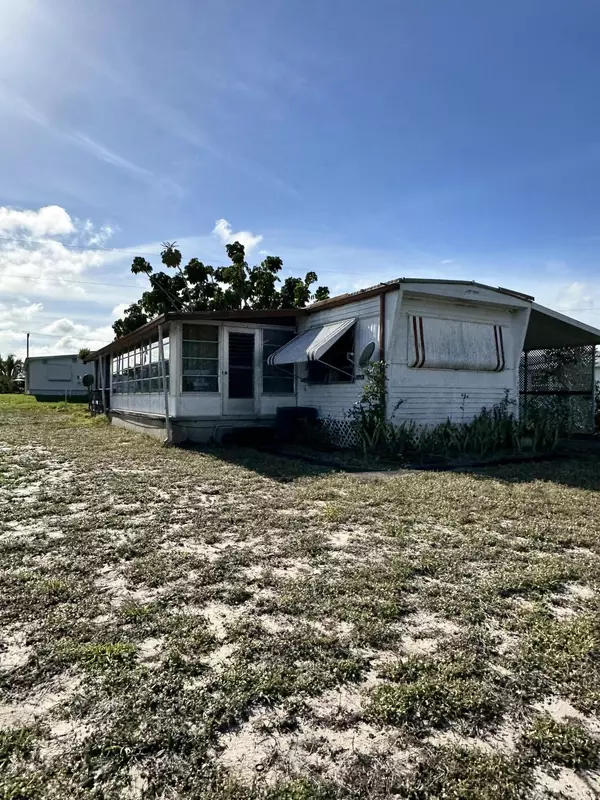 Hobe Sound, FL 33455,7480 SE Eagle AVE