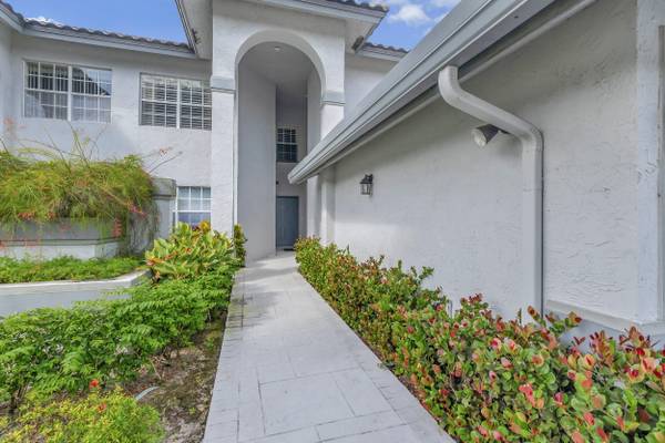 Boynton Beach, FL 33437,11698 Briarwood CIR 2