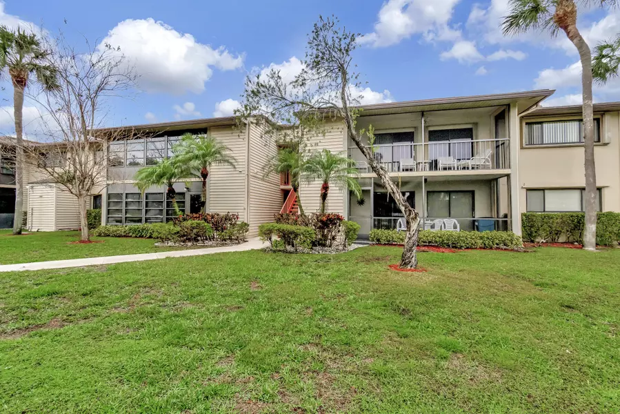 15484 Lakes Of Delray BLVD 106, Delray Beach, FL 33484