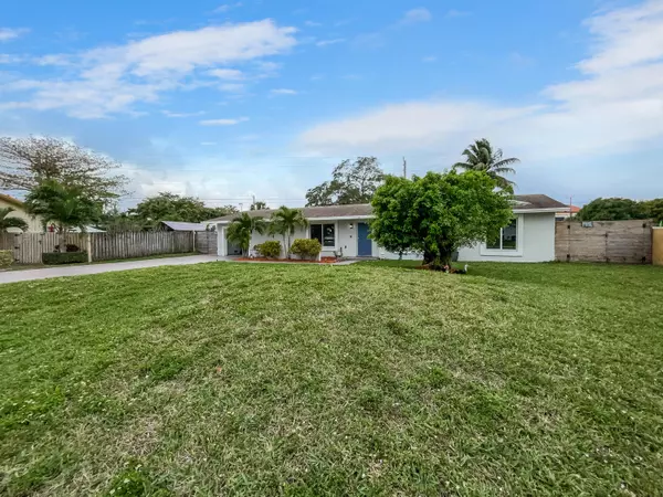 Lauderhill, FL 33351,7920 NW 44th CT