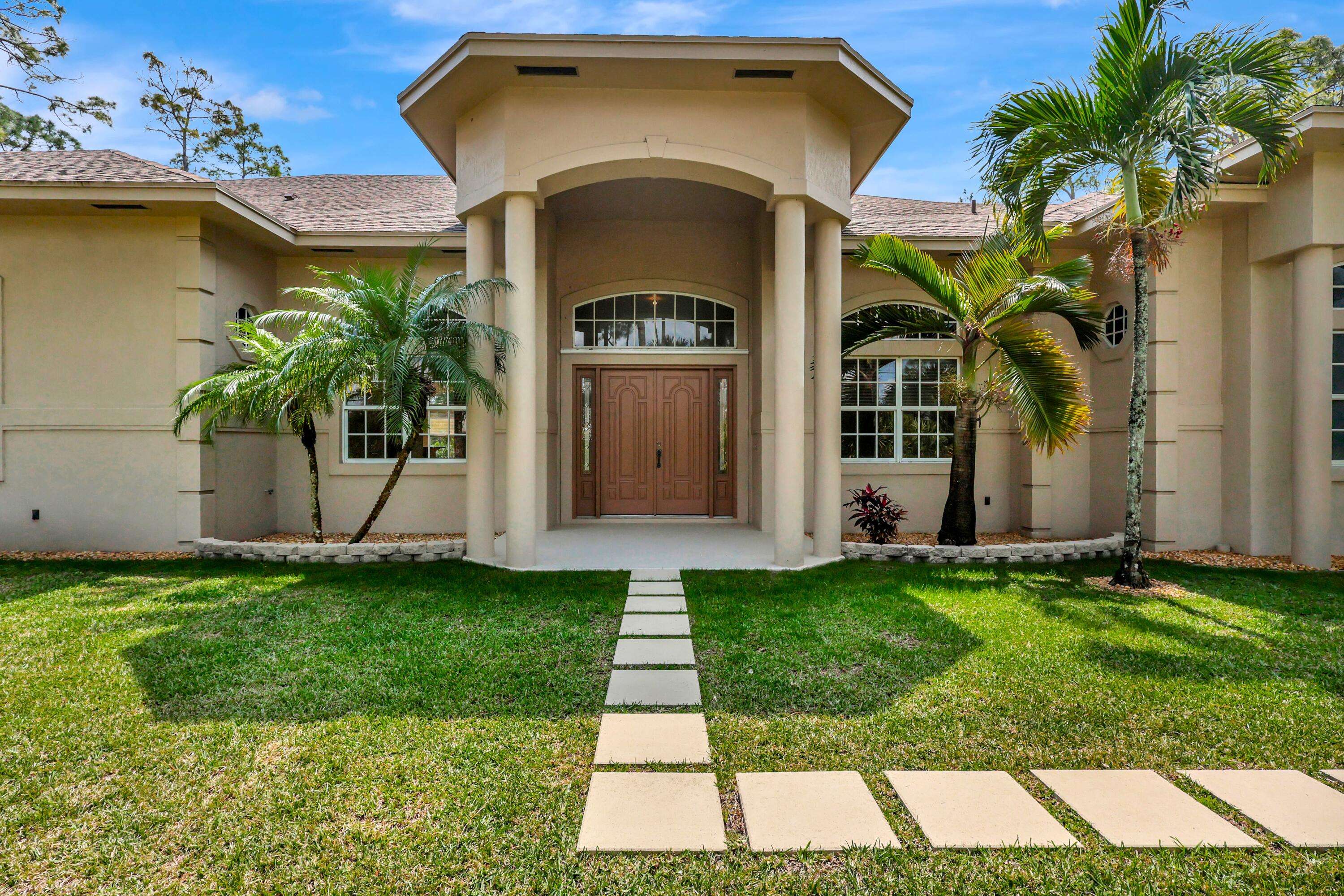 Loxahatchee, FL 33470,16664 N 88th RD