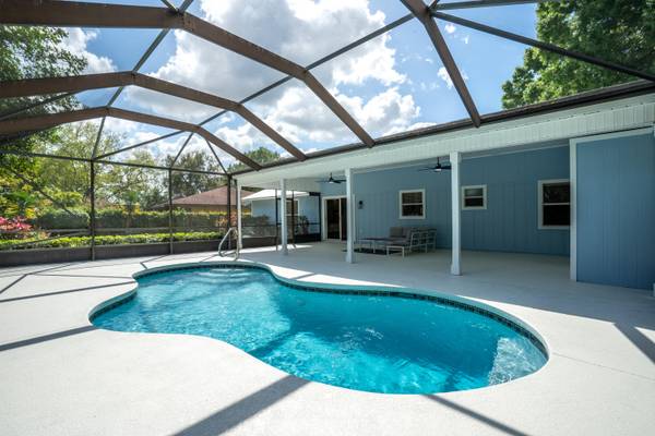 1165 SW Sarto LN, Port Saint Lucie, FL 34953