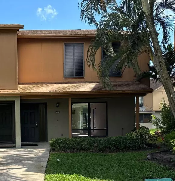 505 Sandtree DR, Palm Beach Gardens, FL 33403