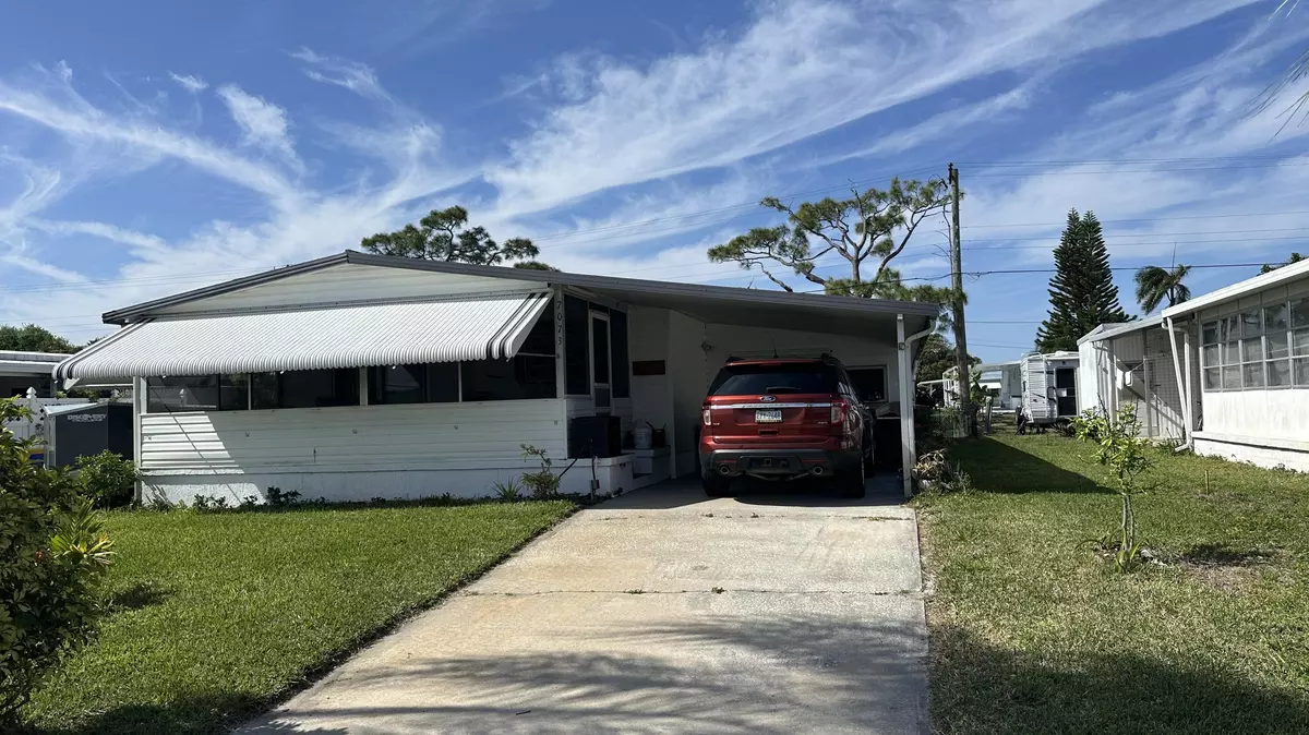 Hobe Sound, FL 33455,7073 SE Redbird CIR