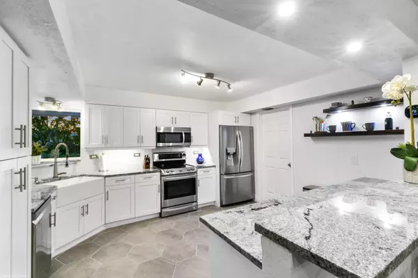 Haverhill, FL 33417,1123 Melinda LN