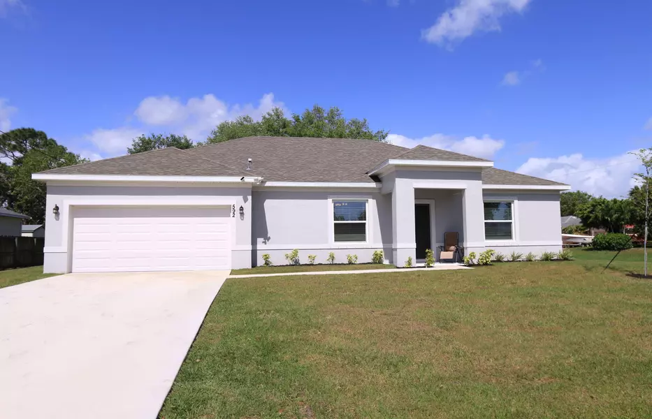 592 SW Dauphin AVE, Port Saint Lucie, FL 34953