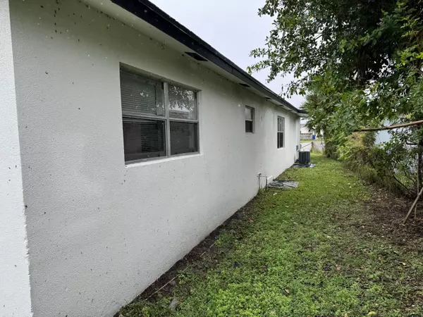 Riviera Beach, FL 33404,1536 N 24th Court