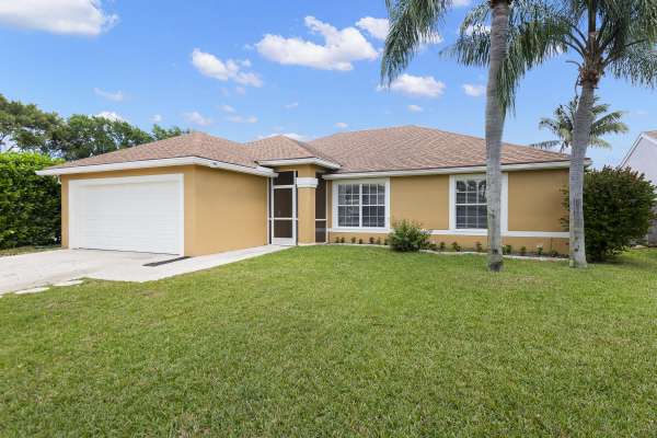 9120 Paragon WAY,  Boynton Beach,  FL 33472