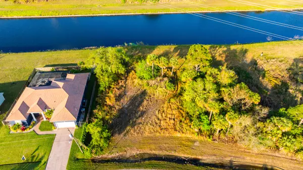 Port Saint Lucie, FL 34953,2201 SW Salmon RD