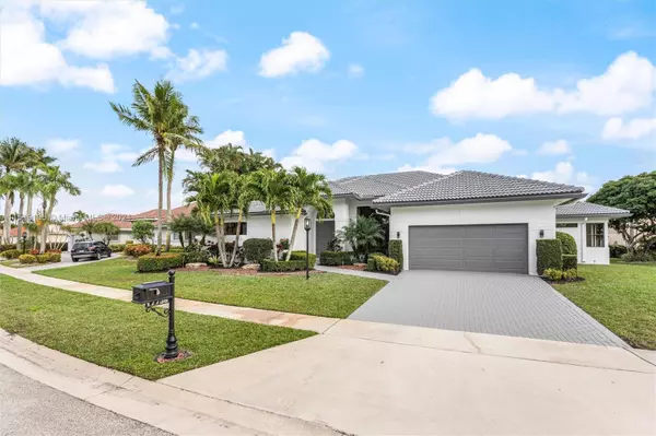 17736 Charnwood DR, Boca Raton, FL 33498