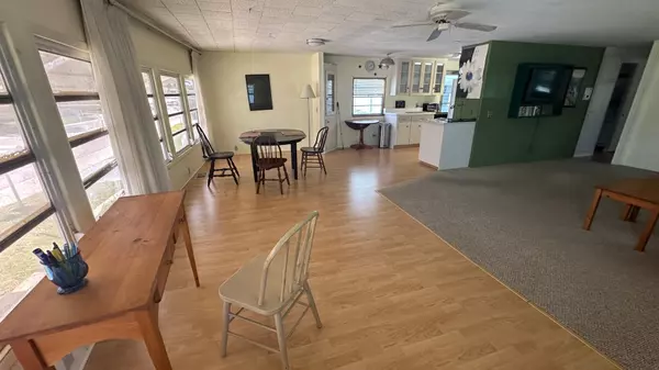 Stuart, FL 34997,4300 SE Saint Lucie BLVD 175