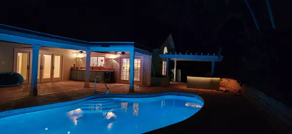 Vero Beach, FL 32963,1160 Driftwood DR