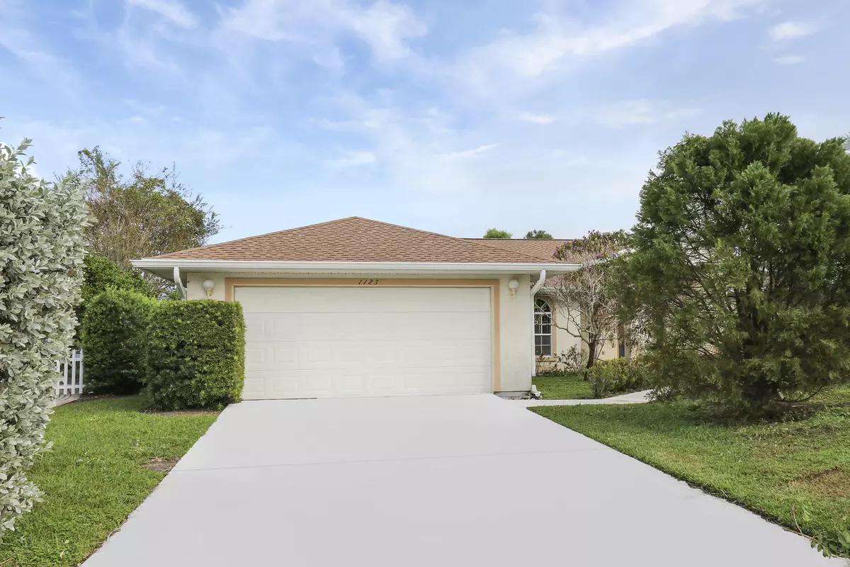 Palm City, FL 34990,1123 SW Oak Hollow CT