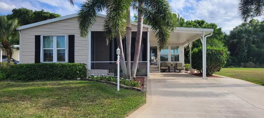 251 Travis Cay PL 18, Fort Pierce, FL 34982