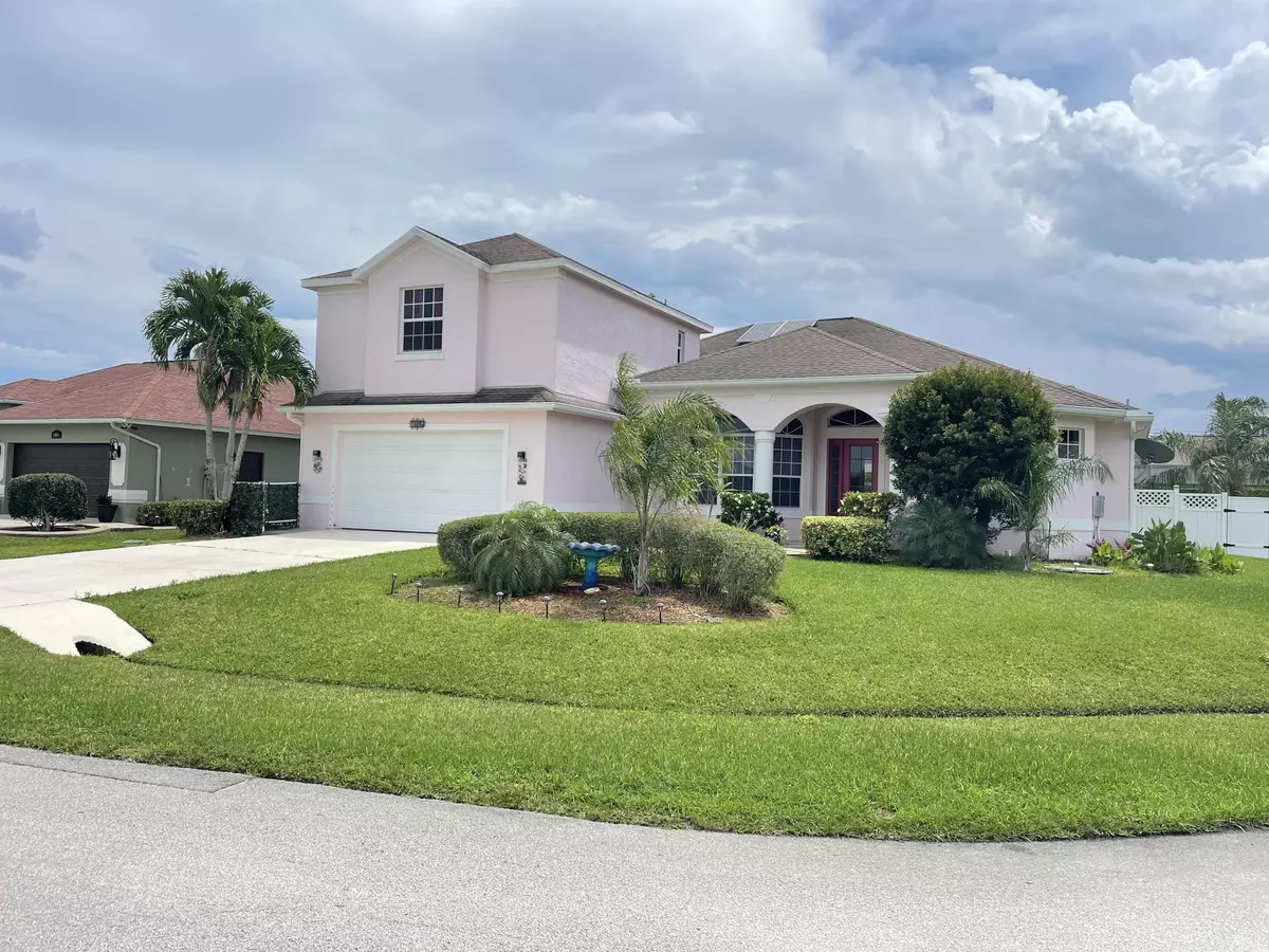 Port Saint Lucie, FL 34986,5806 NW Rose Petal CT