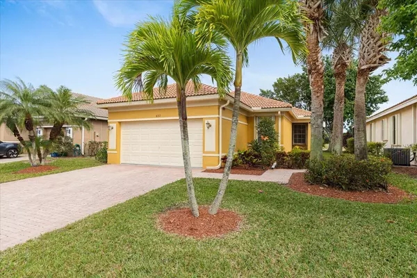 637 NW Stanford LN, Port Saint Lucie, FL 34983