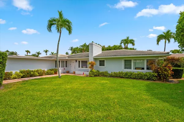 Jupiter Inlet Colony, FL 33469,182 Beacon LN