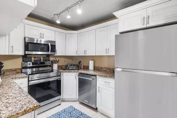 505 Shady Pine WAY B2, Greenacres, FL 33415