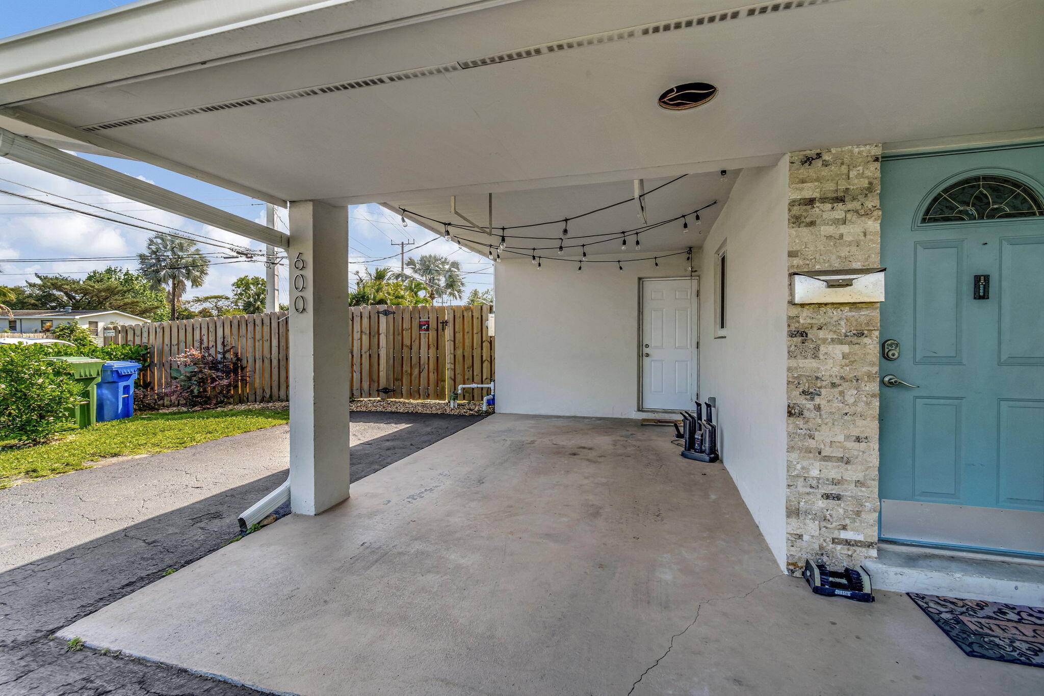 Margate, FL 33068,600 SW 51 AVE