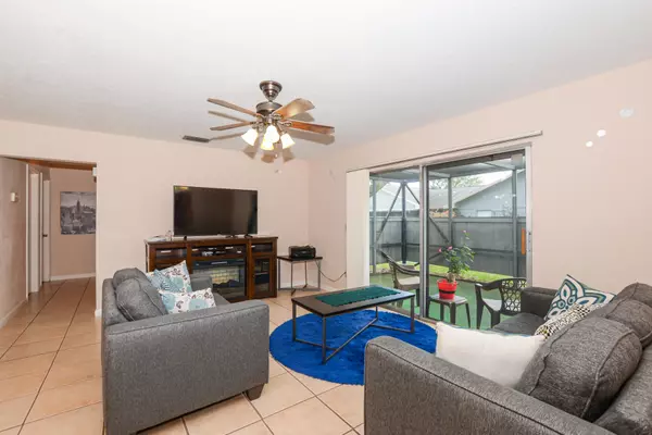 Jensen Beach, FL 34957,3914 NW Cinnamon Tree CIR