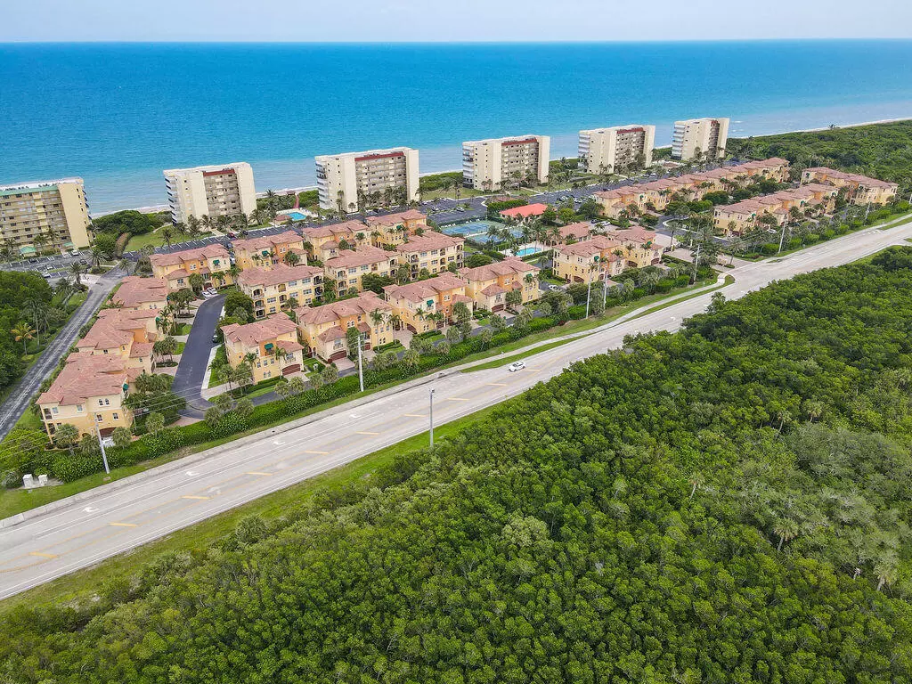 Jensen Beach, FL 34957,163 Ocean Bay DR 163