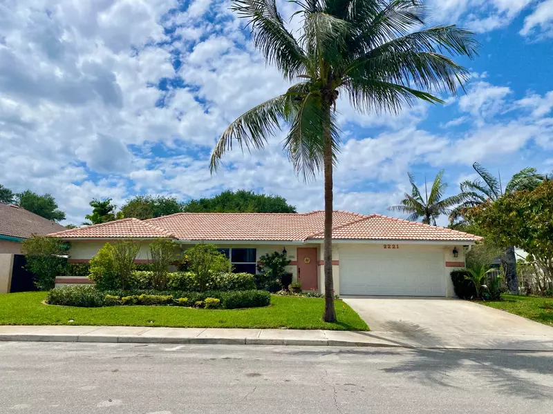 2221 Vernon ST, Lake Worth Beach, FL 33460