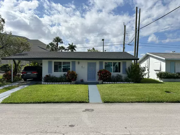 2700 NW 51 PL, Tamarac, FL 33309