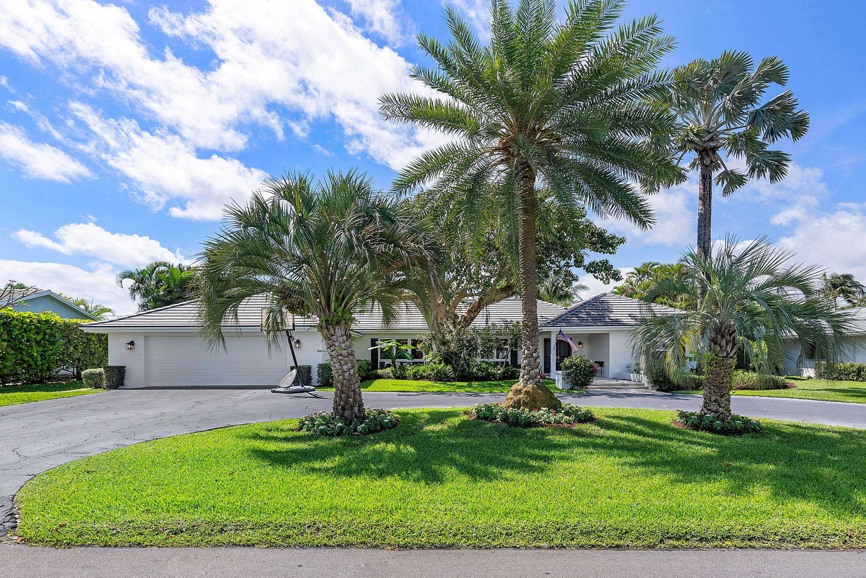 Delray Beach, FL 33444,702 Lake Shore DR