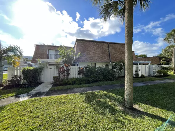 2010 SW 29th CT 3c, Delray Beach, FL 33445