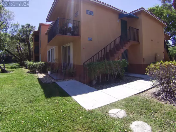 Plantation, FL 33324,10741 Cleary BLVD 102